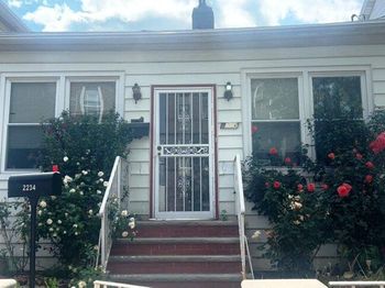 2234 E 21st