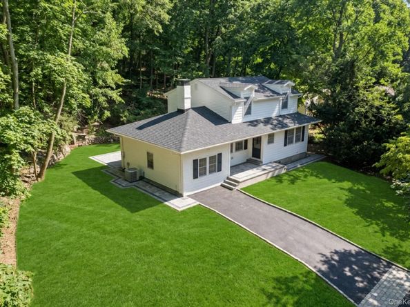 128 Crooked Hill Road, Huntington NY 11743