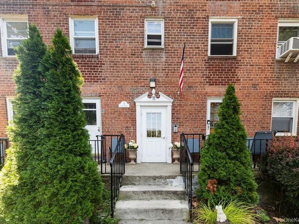 15 LEEWOOD Circle 1R, Eastchester NY 10709