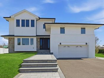 2040 Wellington Court