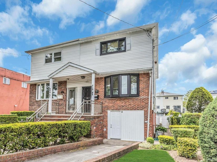 10825 Avenue N, Brooklyn NY 11236