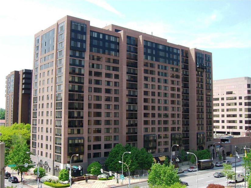 4 Martine Avenue 1411, White Plains NY 10606