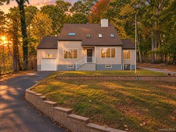 1147 N Country Road