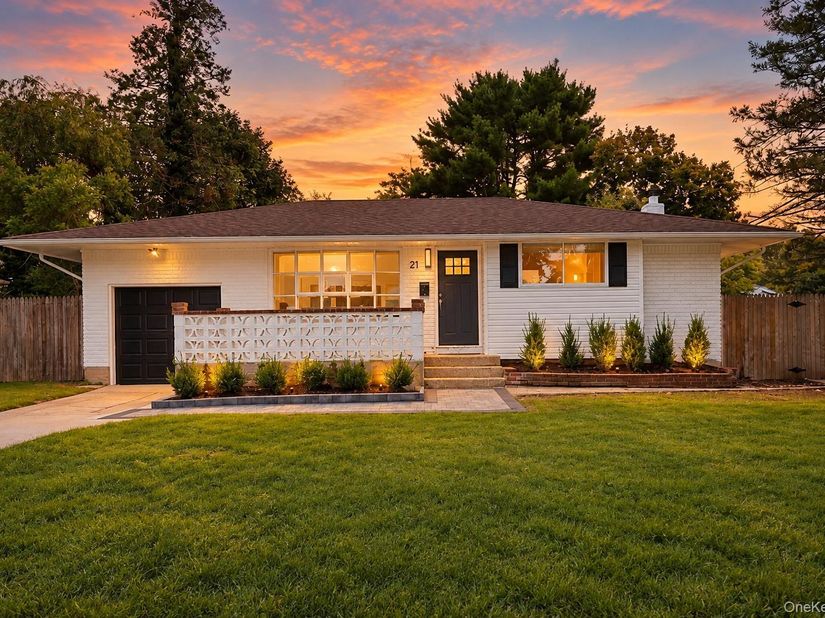 21 Dewey Road, Commack NY 11725