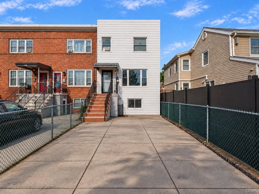 276 Swinton Avenue, Bronx NY 10465