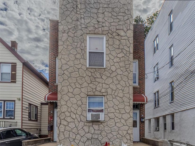 26 Villa Avenue, Yonkers NY 10704