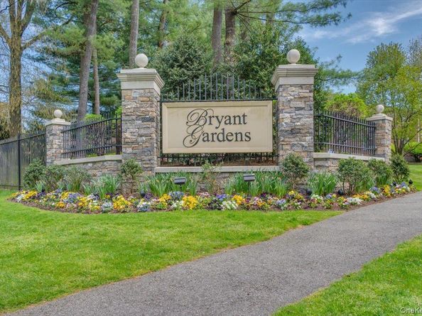 13 Bryant Crescent 2K, White Plains NY 10604