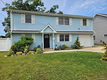 161 Arlyn Drive W