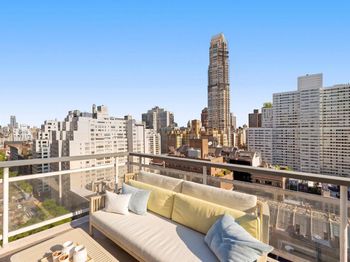 200 E 66TH Street
