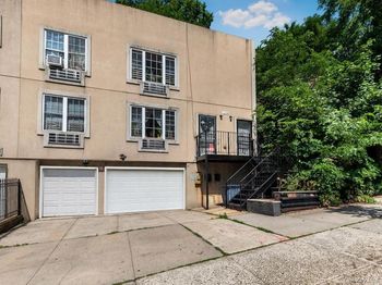 229 W Tremont Avenue