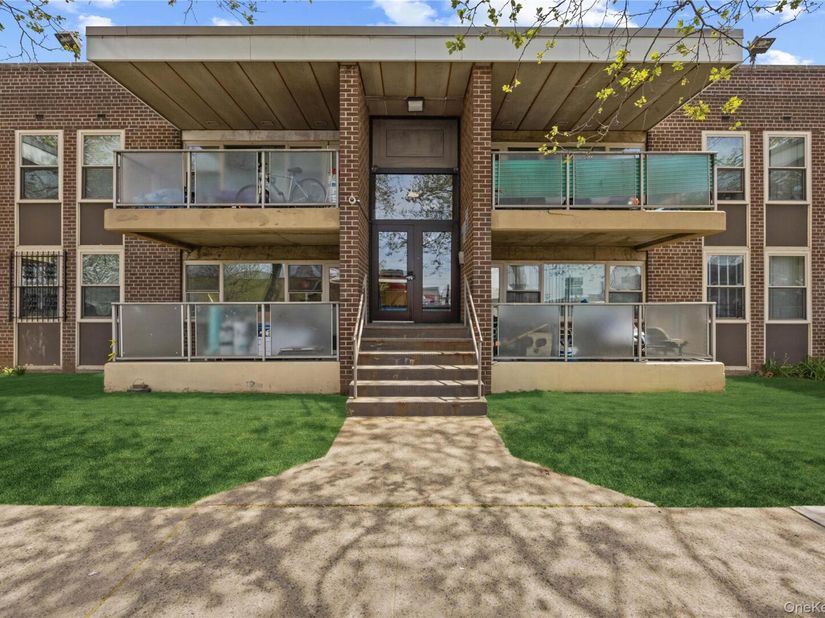 1050 Vermont Street 4B, Brooklyn NY 11207