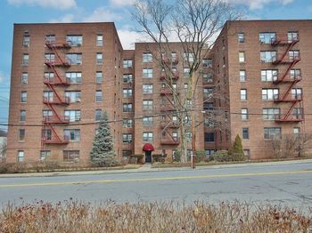 95 Sedgewick Avenue