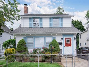 53 Briggs Avenue