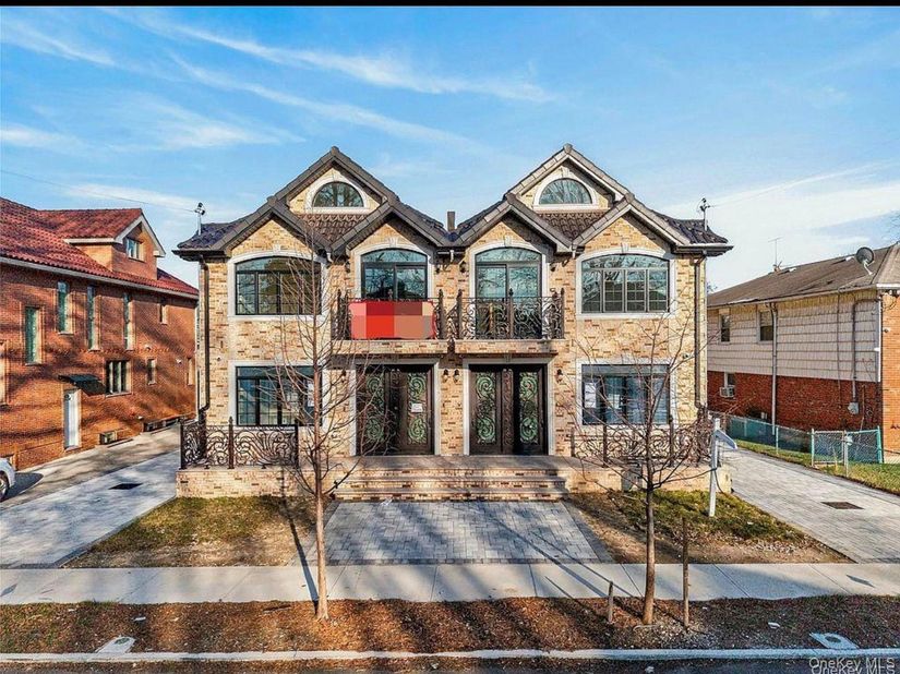 71-39 166th Street, Fresh Meadows NY 11365