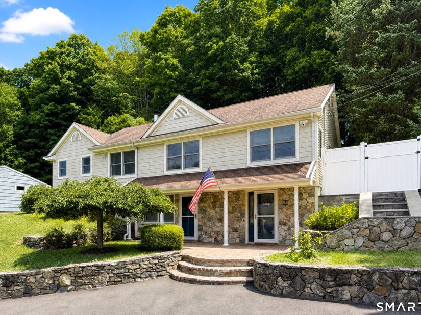 30 Maple Ave Extension, Bethel CT 06801