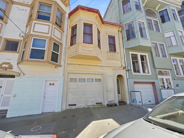 847 Greenwich Street, San Francisco CA 94133