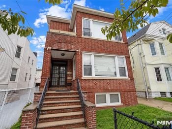 56 Warner Avenue