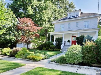 339 Highwood Avenue