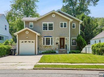 418 Ivy Lane