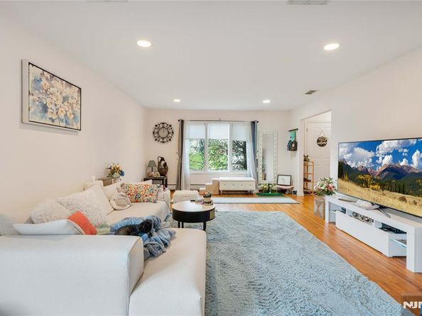 120 E Edsall Boulevard, Palisades Park NJ 07650