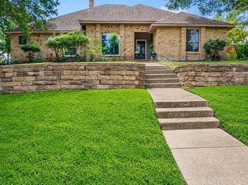 2014  Royal Crest Drive 