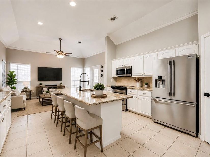 2124  Green Hill Drive , McKinney Texas 75072