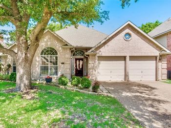 2124  Green Hill Drive 