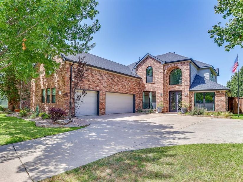 18  Hideaway Court , Trophy Club Texas 76262