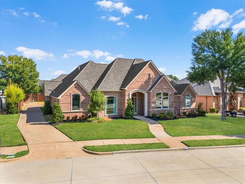 302  Skyline Drive , Trophy Club Texas 76262