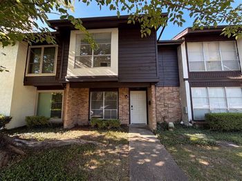 260  Rolling Hills Place 