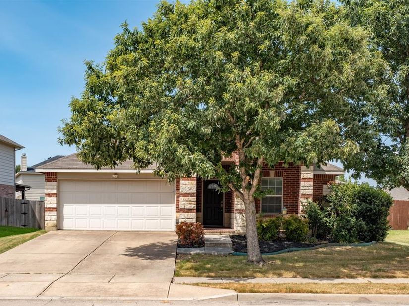 4605  Prairie Crossing Drive , Fort Worth Texas 76244
