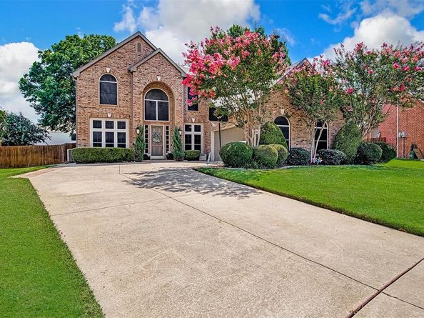 6303  Bramble Creek Court , Arlington Texas 76001