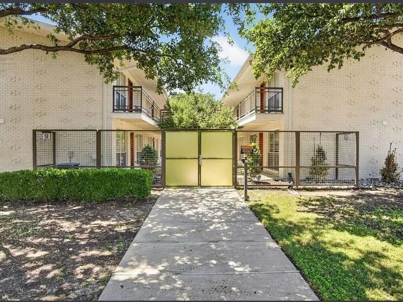 4616 W Lovers Lane  205, Dallas Texas 75209