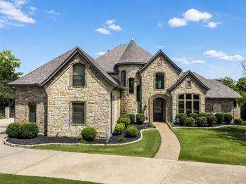3908  Lakewood Heights Court 