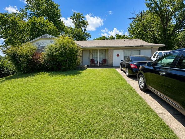 4232  Fire Wood Drive , Dallas Texas 75241