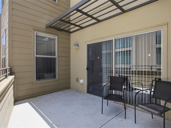 3333  Darcy Street  2202, Fort Worth Texas 76107