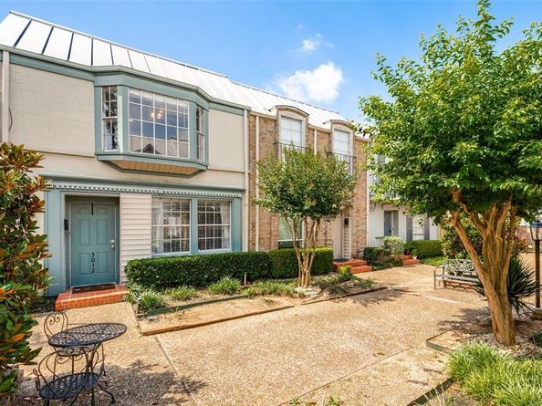 3012  Brockbank Court , Dallas Texas 75220