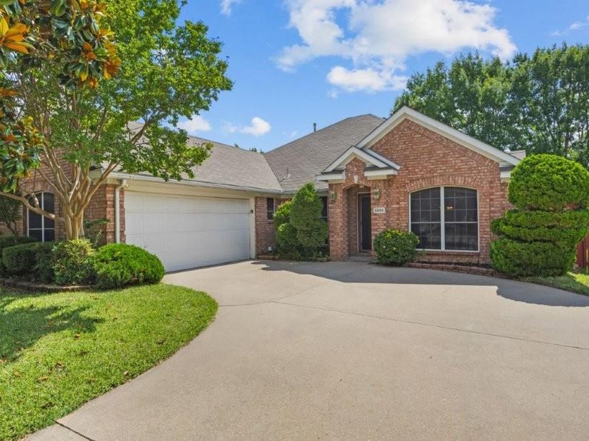 5208  Springflower Drive , Frisco Texas 75035