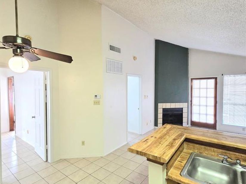 6108  Abrams Road  330, Dallas Texas 75231