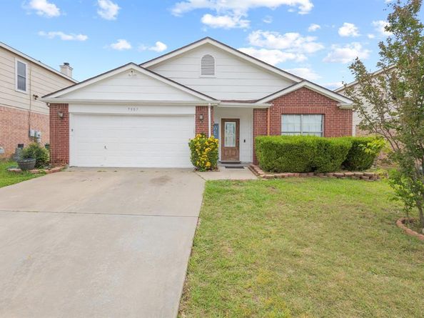 7007  Glenshire Drive , Arlington Texas 76002