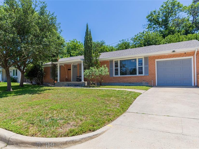 3509  Rogers Avenue , Fort Worth Texas 76109