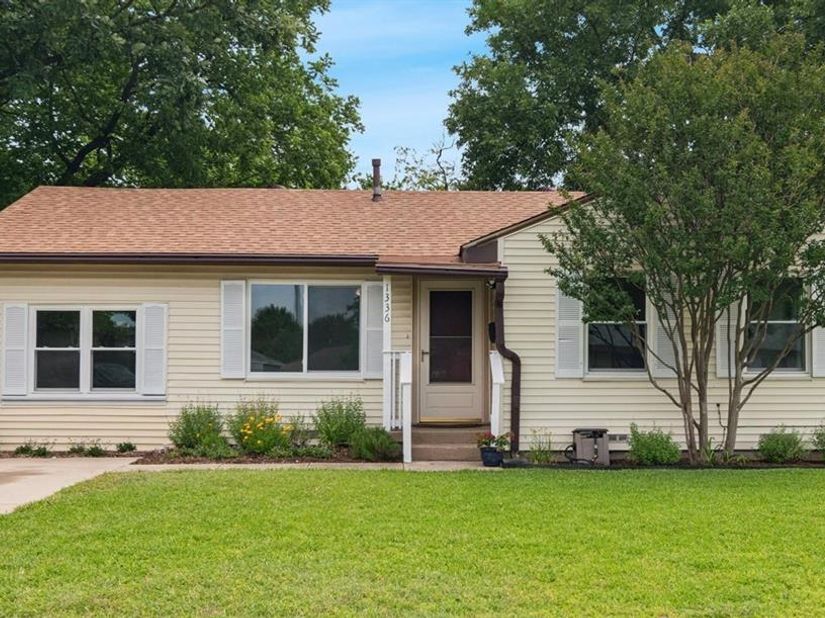 1336  Devonwood Drive , Garland Texas 75041
