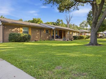 1609  Comanche Trail 