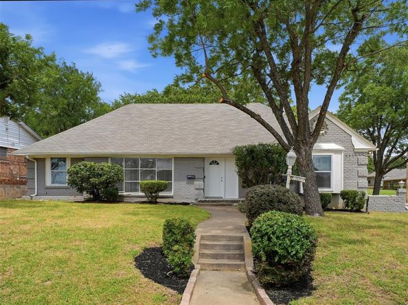 2121  Canton Drive , Fort Worth Texas 76112