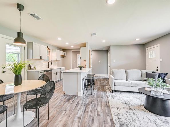 2609  Inadale Avenue , Dallas Texas 75228