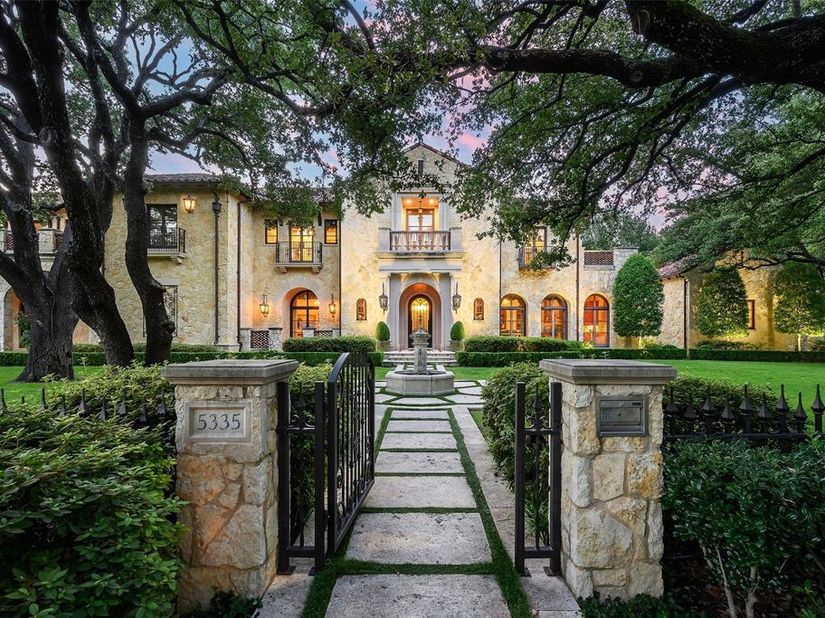 5335  Meaders Lane , Dallas Texas 75229