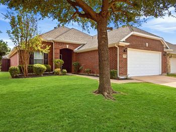 717  Creekside Drive 