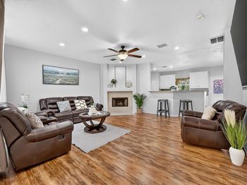 5332  Comanche Wells Drive 