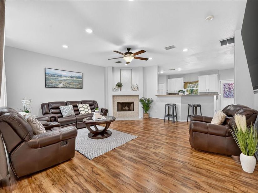 5332  Comanche Wells Drive , McKinney Texas 75071