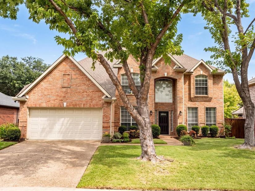 2116  Tennyson Drive , Flower Mound Texas 75028
